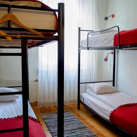Red Nose Hostel With Self-Check In-2
